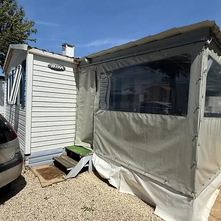 Venkovský dům Mobilhome Confort Avec Terrasse Saint-Vivien (Charente-Maritime)